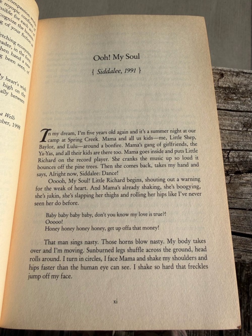 Book Softcover Vintage 1992 Copy of Little Altars Everywhere by Rebecca Wells - Picture 7 of 9